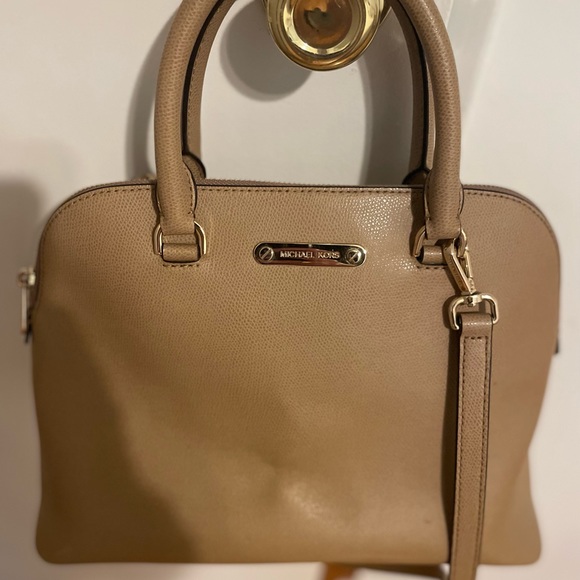 Michael Kors Cindy Dome Satchel - Medium (Tan) - Picture 4 of 4